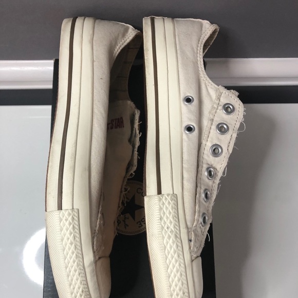 Converse Men’s 7.5 - Picture 4 of 6